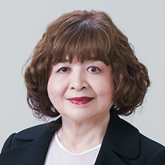 残間 里江子
